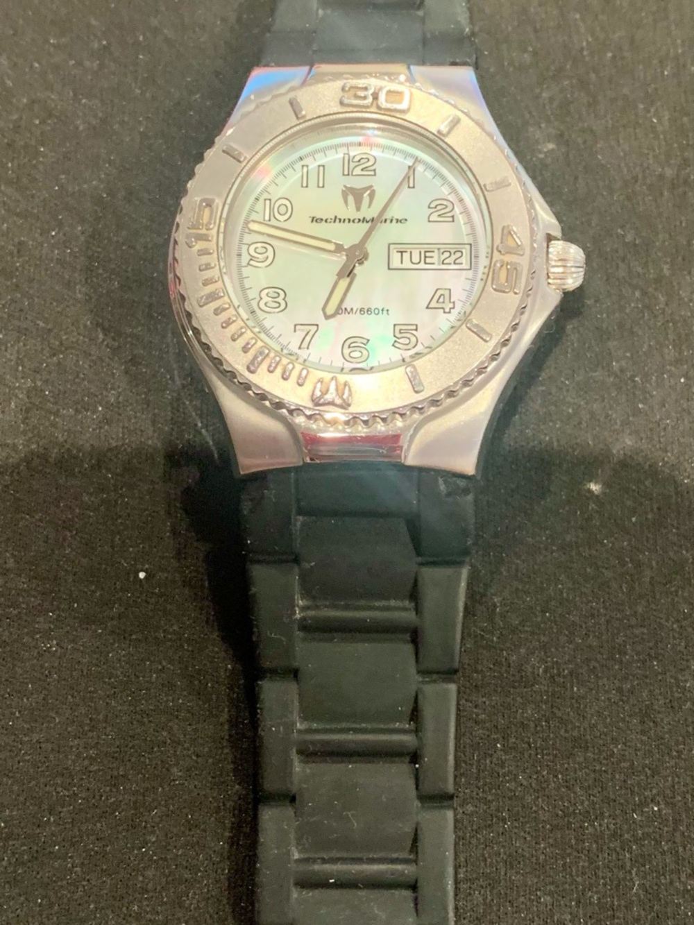 Technomarine Silver-Tone Case Black Rubber Strap Day-Date Watch